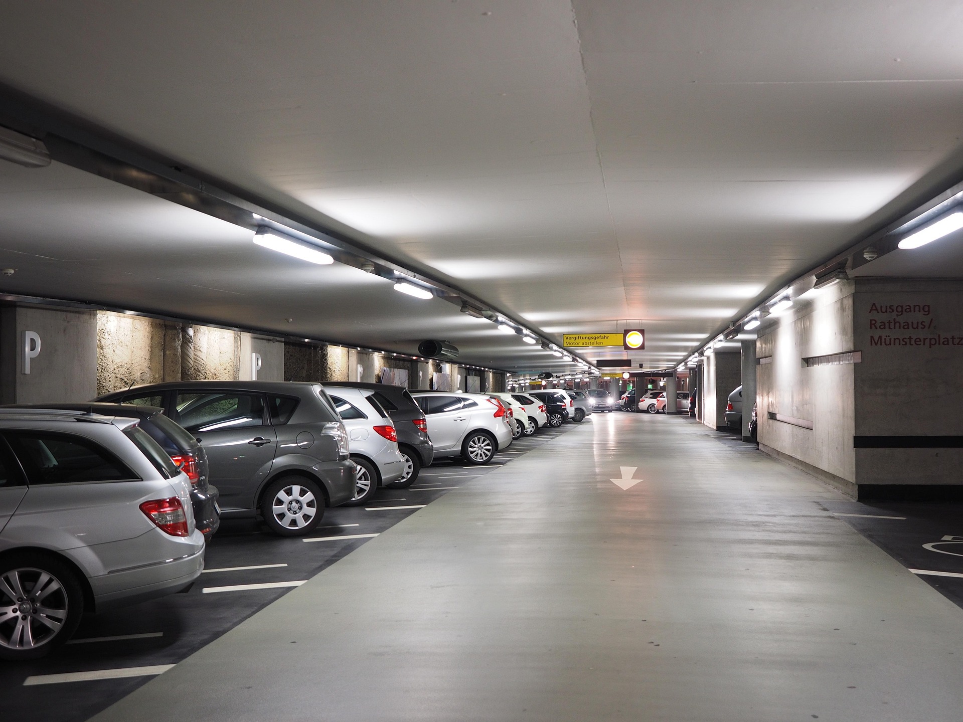 Velle Car Parking